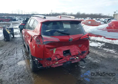 2017 Toyota Rav4 Xle из США, поврежденный, VIN JTMRFREV5HJ165708